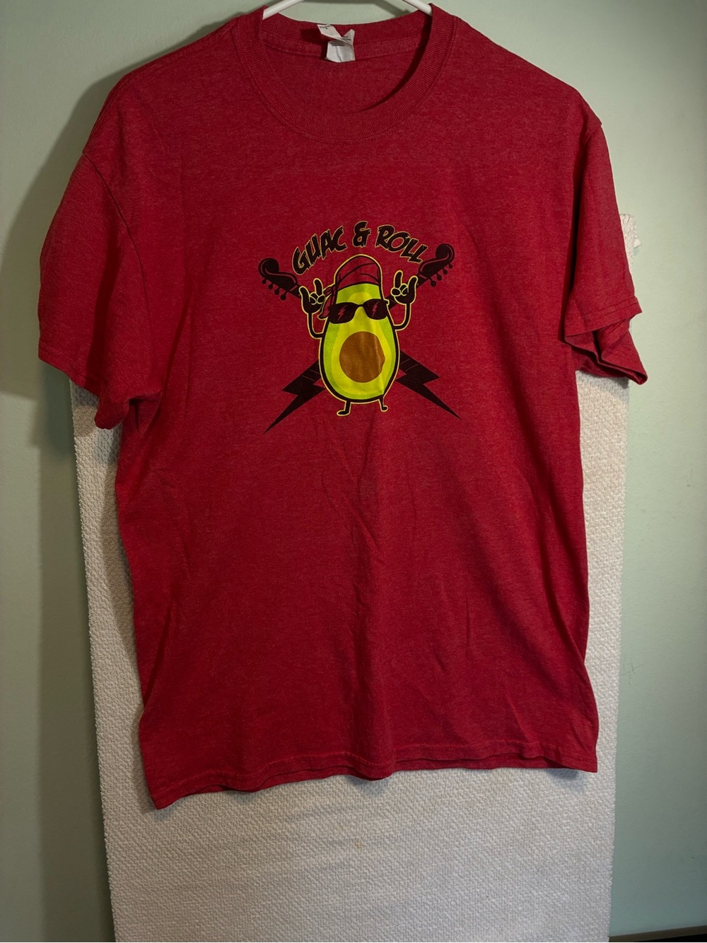 Gildan Red Graphic Avocado Tee